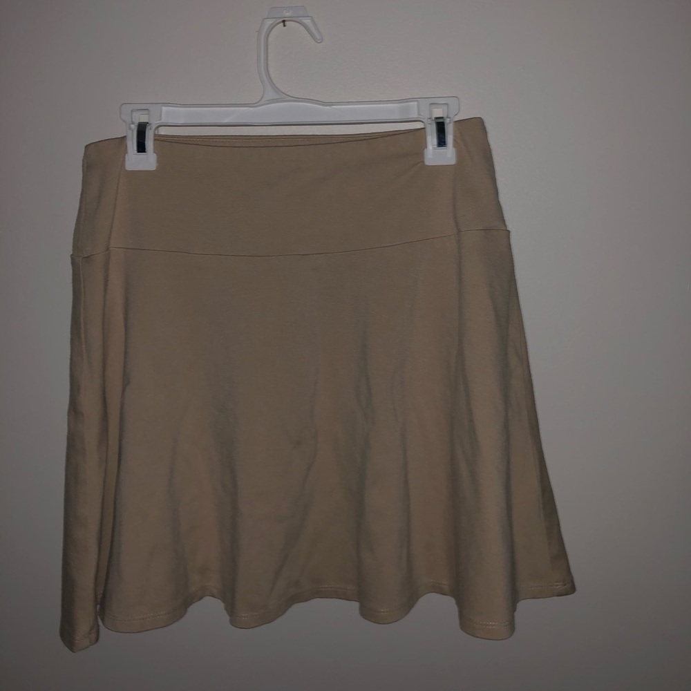 Cute tan skirt